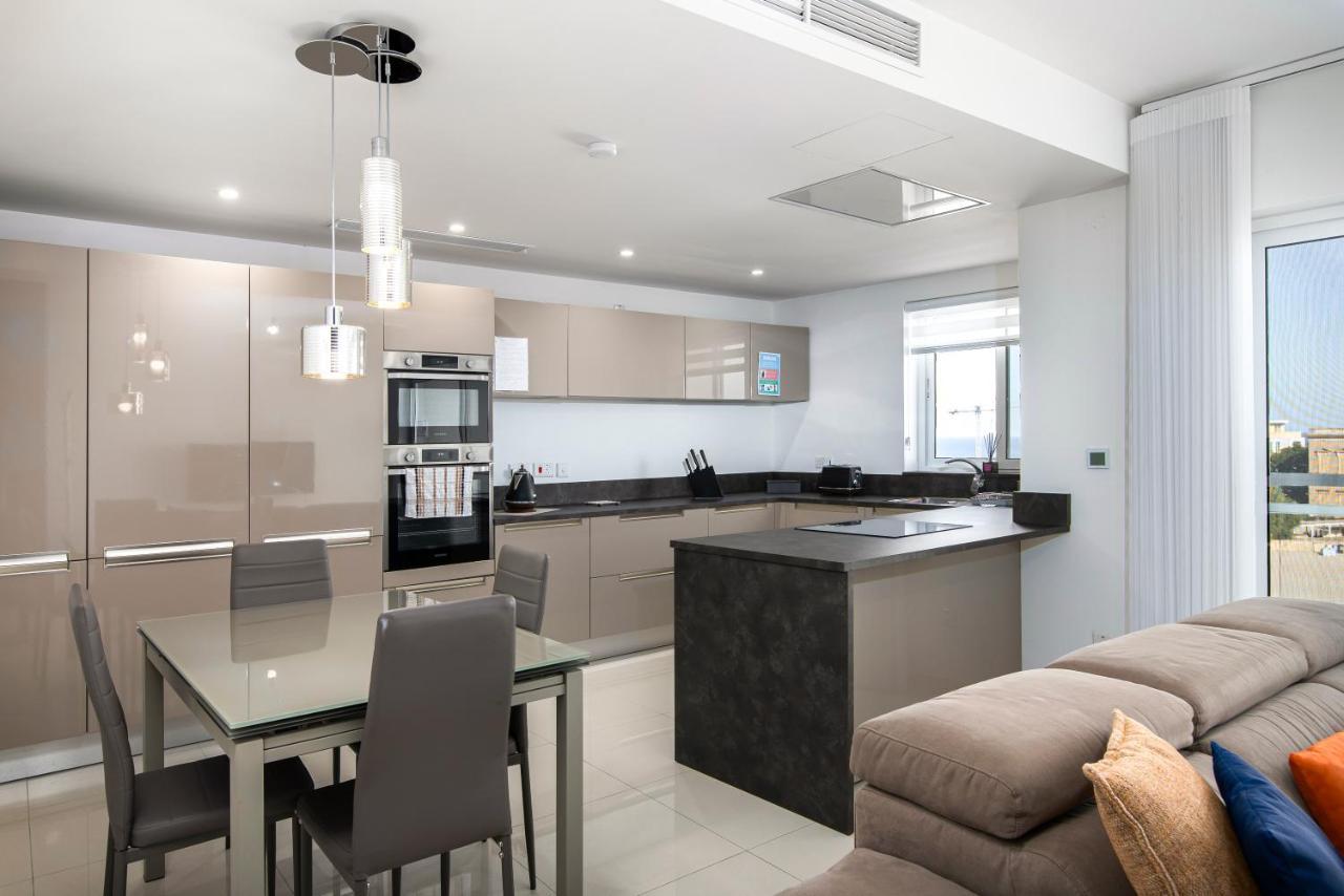 Saint Julian's Spacious, Modern & Cosy 2 Bedroom 2 Bathroom Apartment - St. Julians מראה חיצוני תמונה