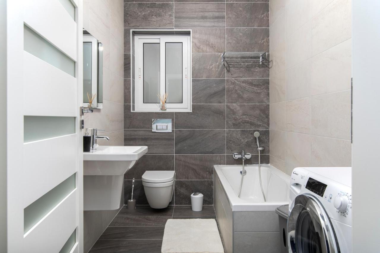 Saint Julian's Spacious, Modern & Cosy 2 Bedroom 2 Bathroom Apartment - St. Julians מראה חיצוני תמונה